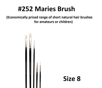 Size 8 - Pagoda / Maries 252 Brush